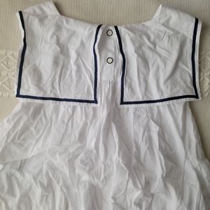 Eileen West nightgown